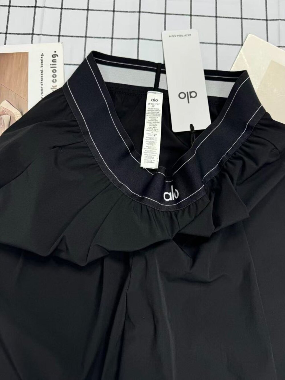 🖤Black ALO Yoga Wide Leg Suit Up Pants (Length:30" Inseam) – NWT😉 - Picture 6 of 9